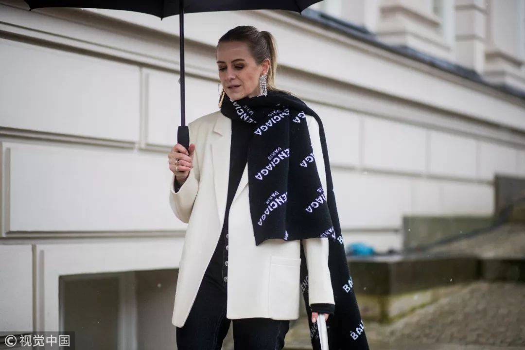 简单又好看的围巾多种造型,又好看又洋气的围巾