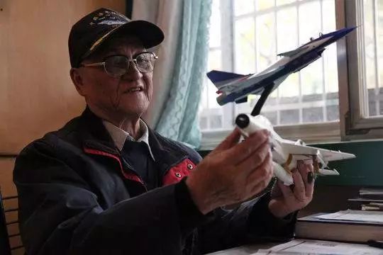 四川人，这里有你们40年的共同记忆网信四川昨天