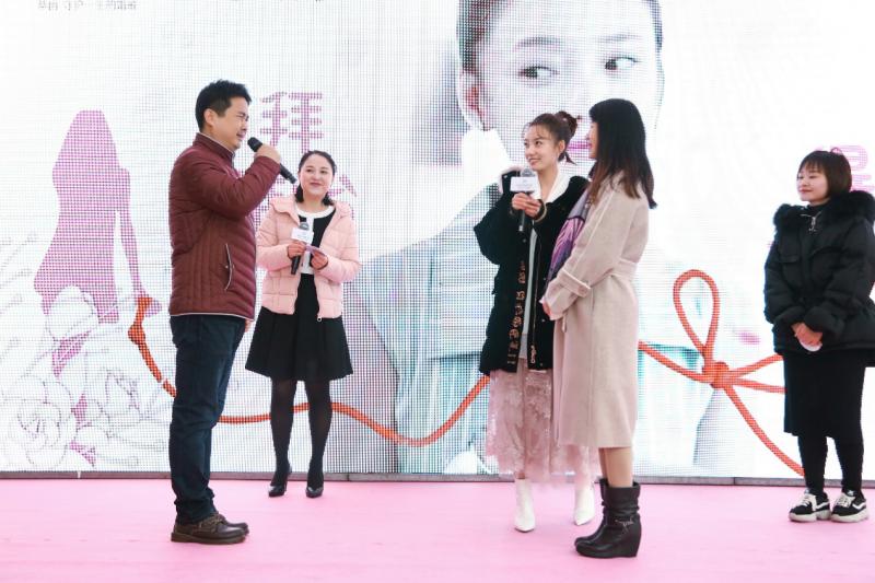 derier蒂爵珠宝直播,蒂爵30分钻戒