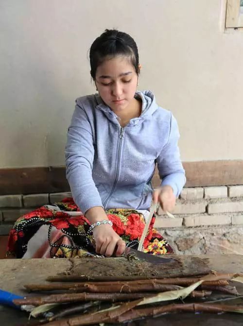 10000元出国旅行欧洲,环球旅行200国需要多少钱