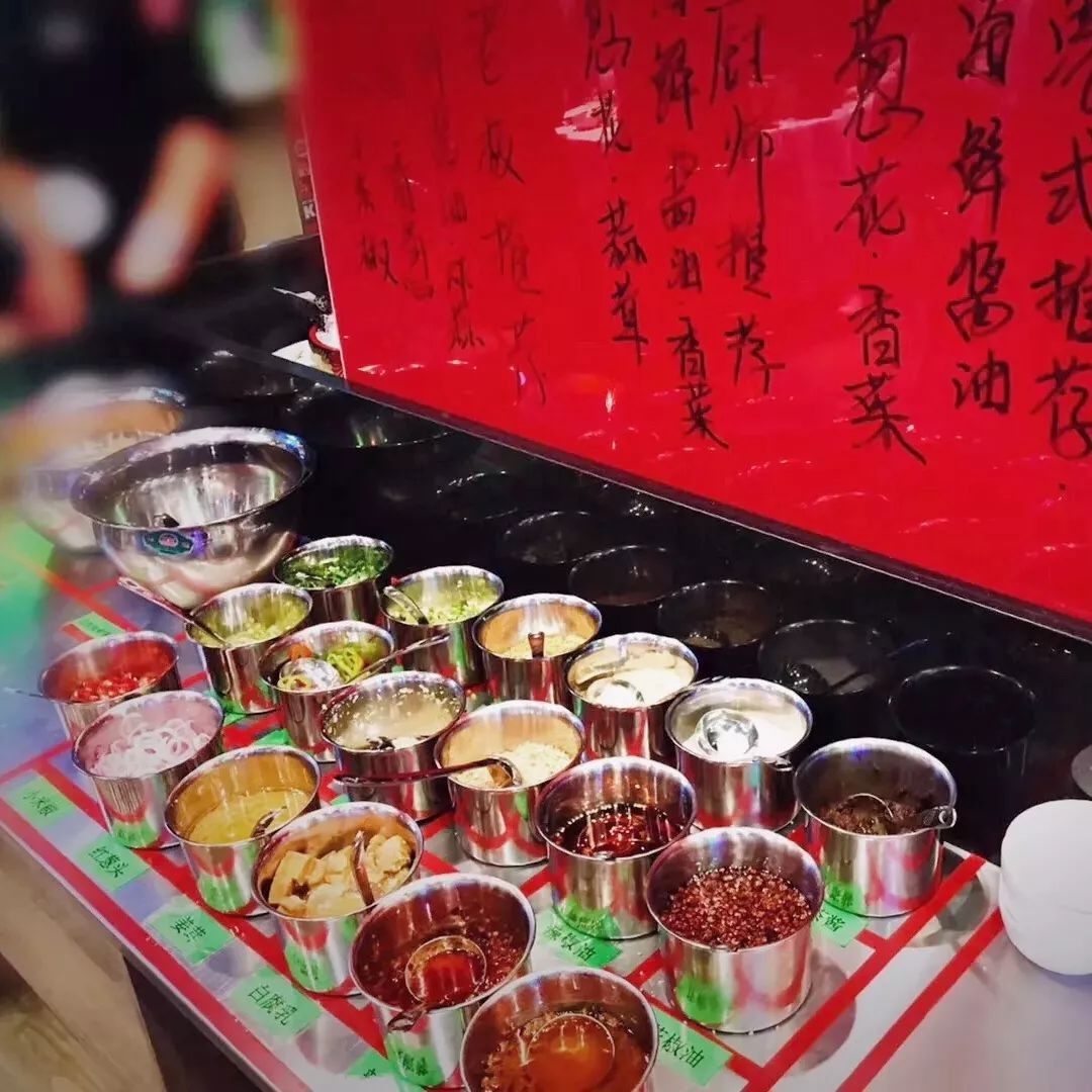 去这个综艺录制现场吃火锅，体验一把明星们的走心饭局