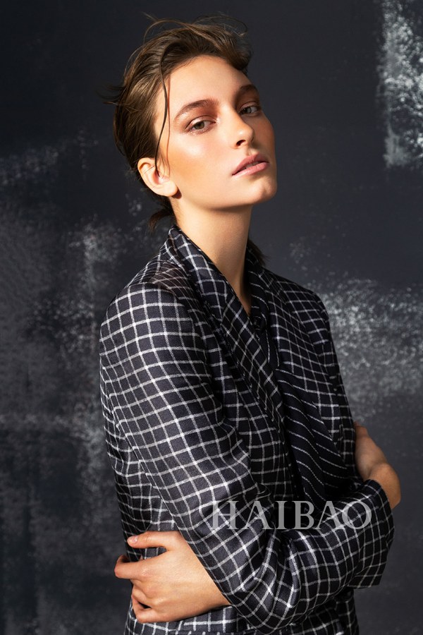 乔治阿玛尼2022秋冬高定,乔治阿玛尼2019秋冬时装秀女装