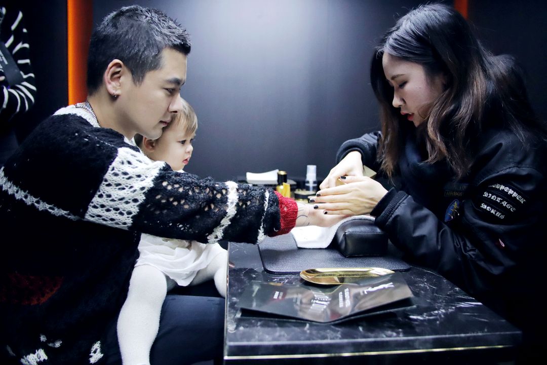 YSL开酒店了｜只有6间房，还有帅哥等你