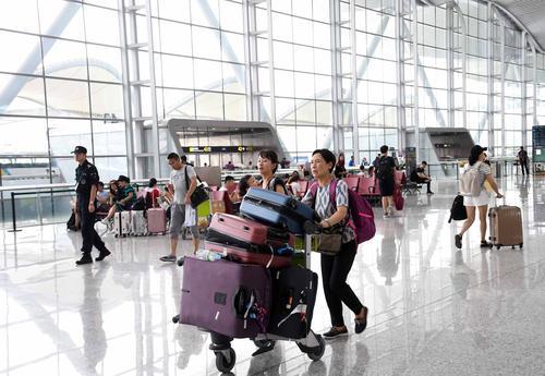 从t1到t2,广州白云机场t2到t1航站楼有多远