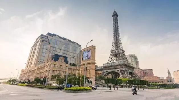 现在的你最美的样子 (20年前的你和现在的你一样美)