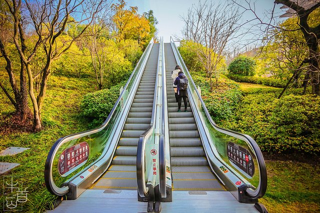 牛首山佛顶宫与古鸡鸣寺,带您朝拜南京牛首山佛顶宫