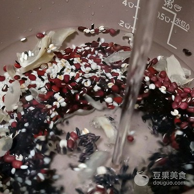 红糖暖身八宝粥的做法,八宝粥放冰糖还是红糖