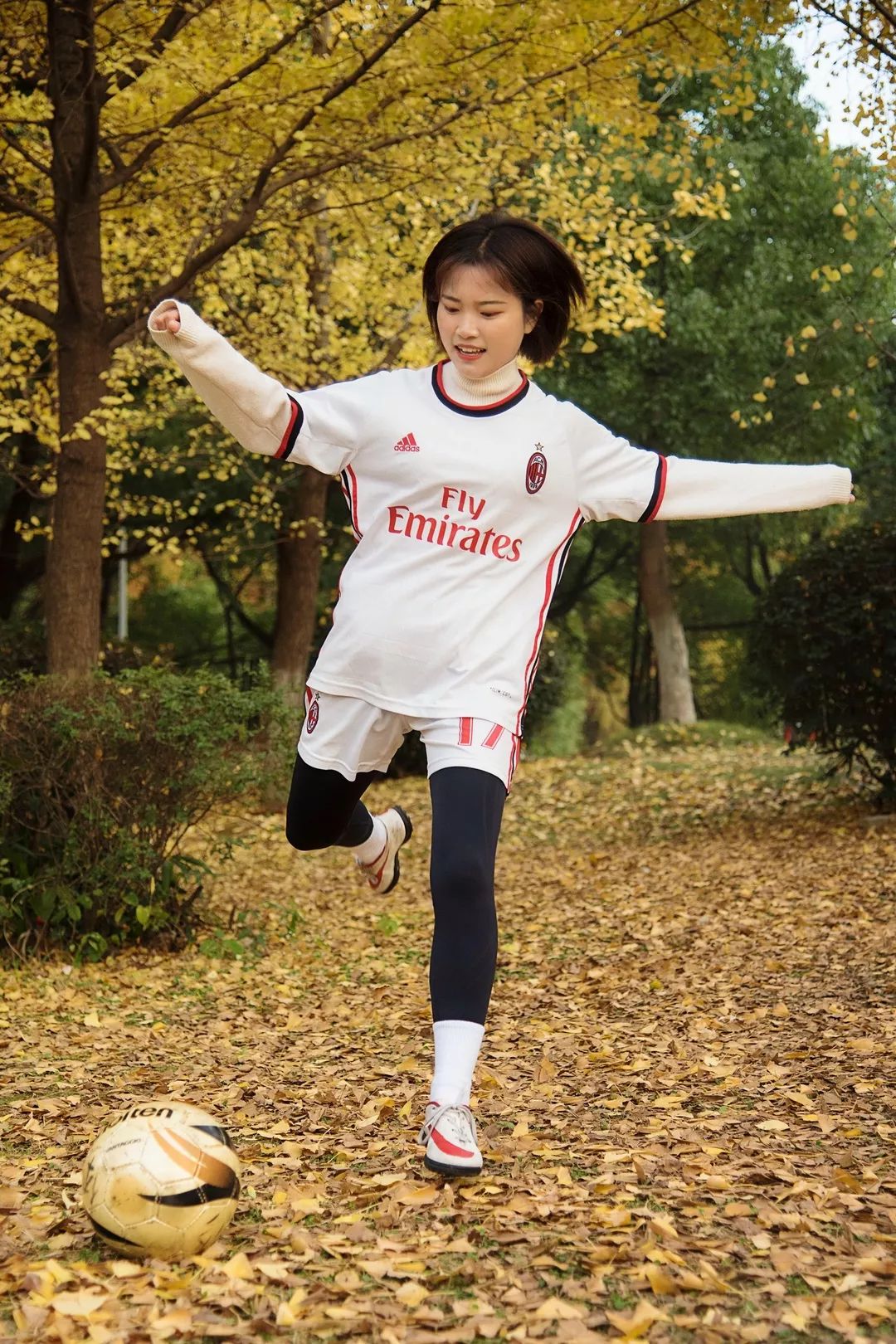 “妈，我在华师看了一场金黄色的雪！”