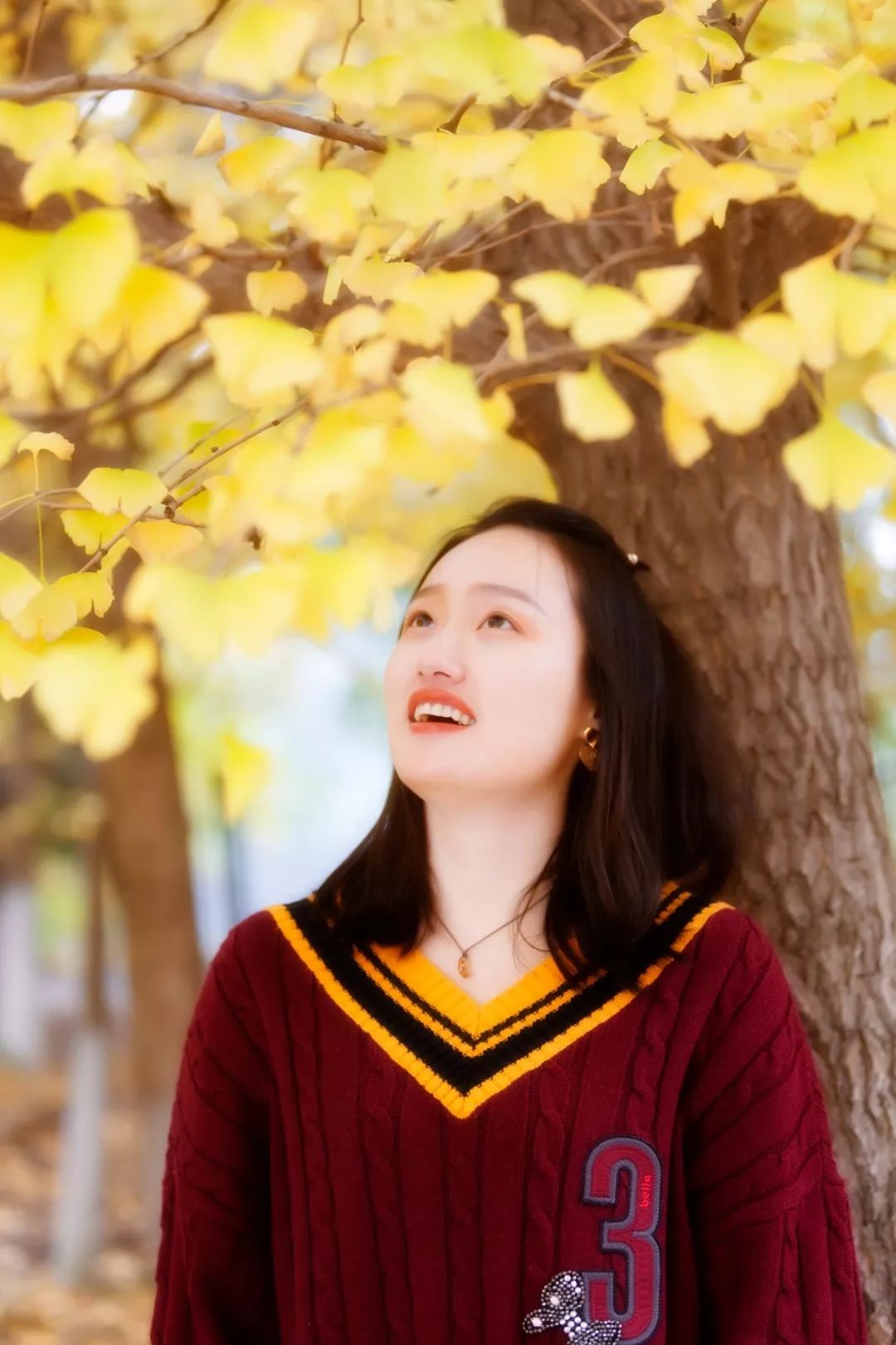 “妈，我在华师看了一场金黄色的雪！”