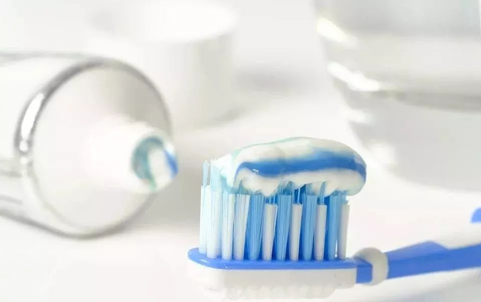 牙膏是贵的好还是便宜的好,牙膏有哪些误区