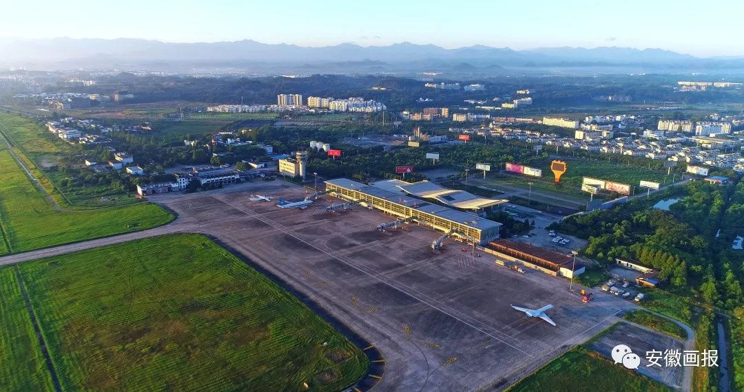 启航新时代央视新闻联播,特别报道直播长江