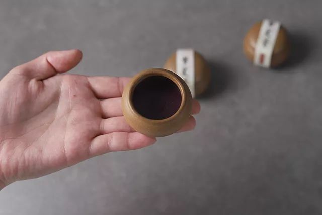 失眠=自杀+毁容!睡前用千年助眠古方抹一抹,5分钟快速入睡!不用打针吃药,没有依赖性!