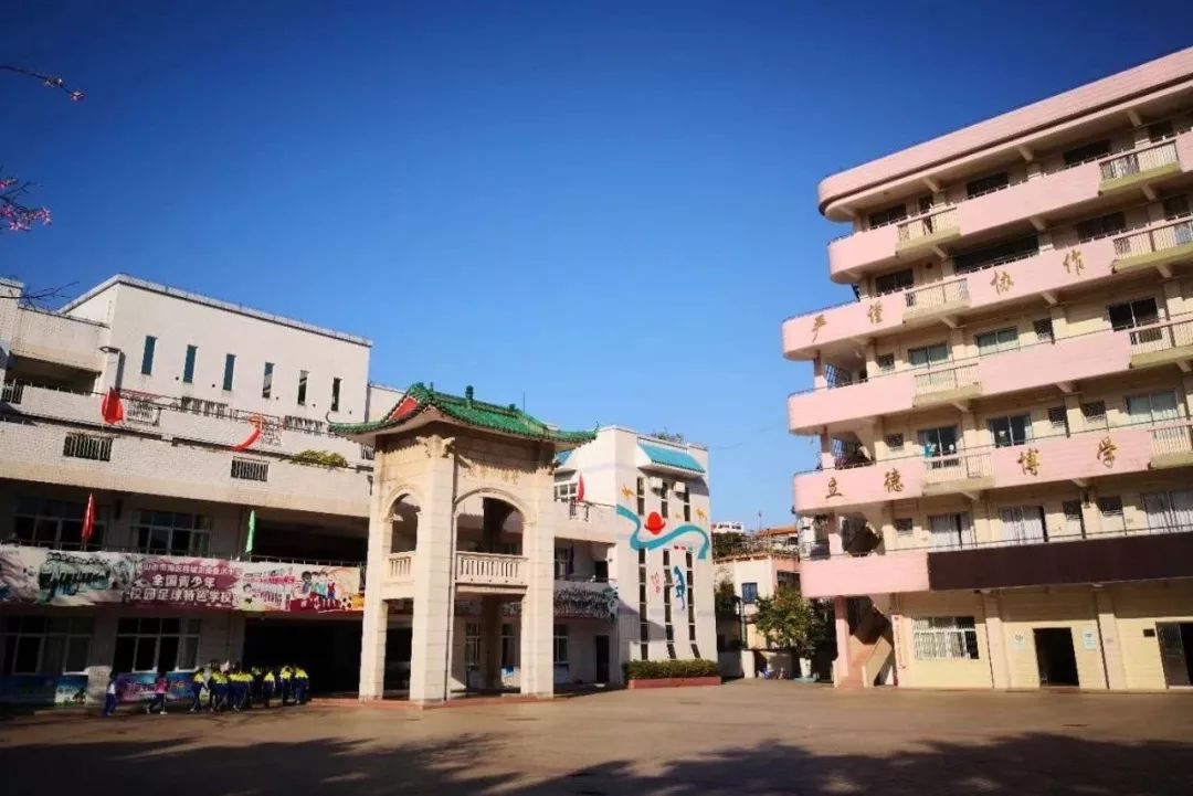 这可能是叠滘踢足球最犀利的小学！95岁“高龄”，宝刀未老！