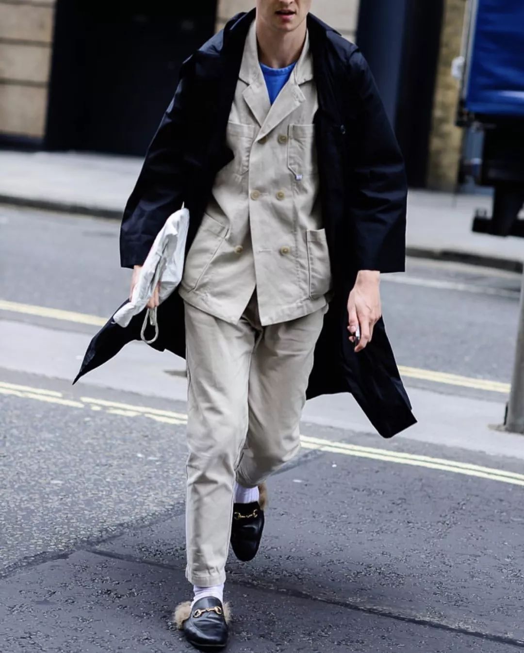 巴黎世家买什么外套最好,巴黎世家8万外套