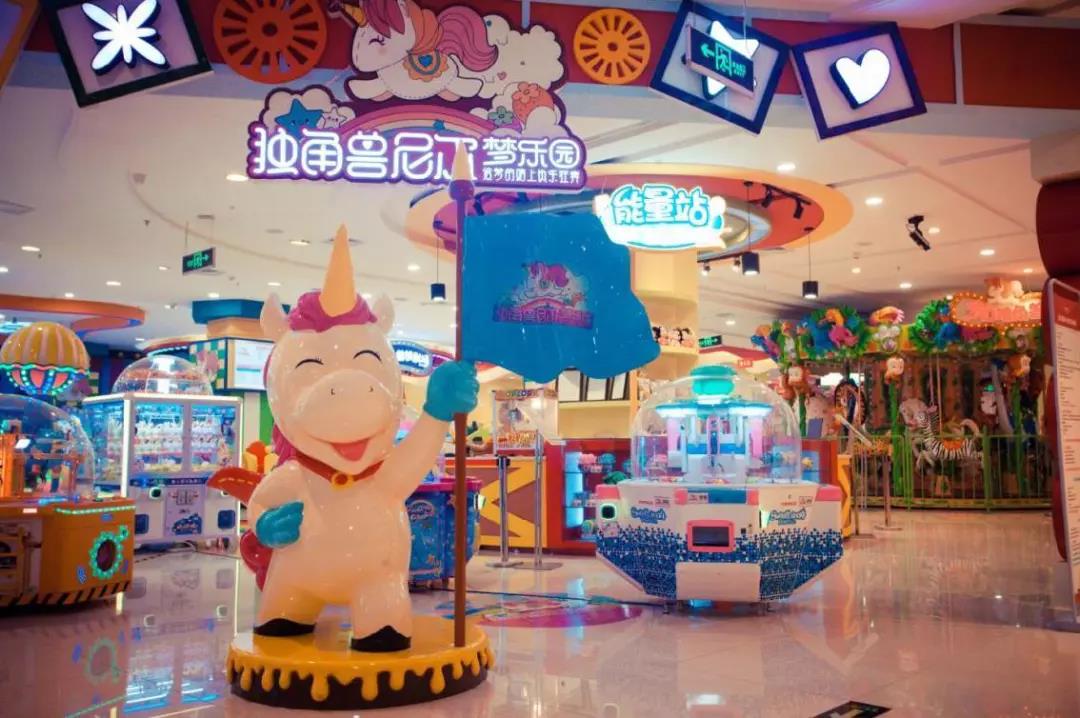 青岛吃喝玩乐的商圈,青岛适合年轻人去的商场