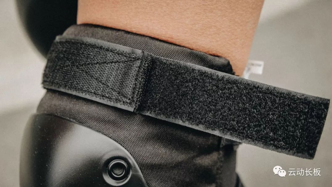 玩DH/FR？那你一定要了解这款革命性的长板专属护膝
