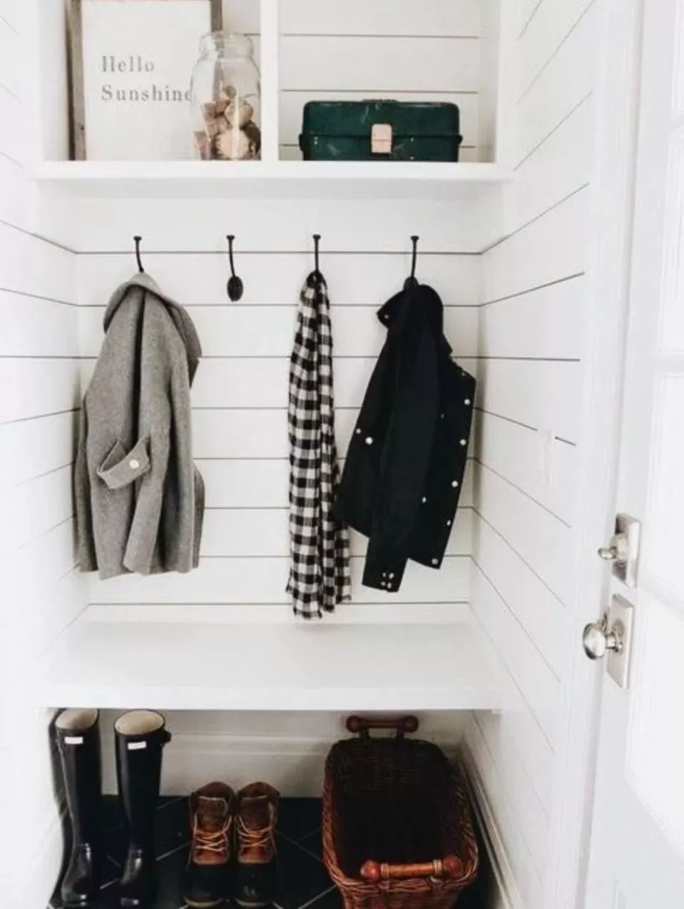 白色羽绒服脏了怎么洗干净,羽绒服脏了怎么洗干净小妙招