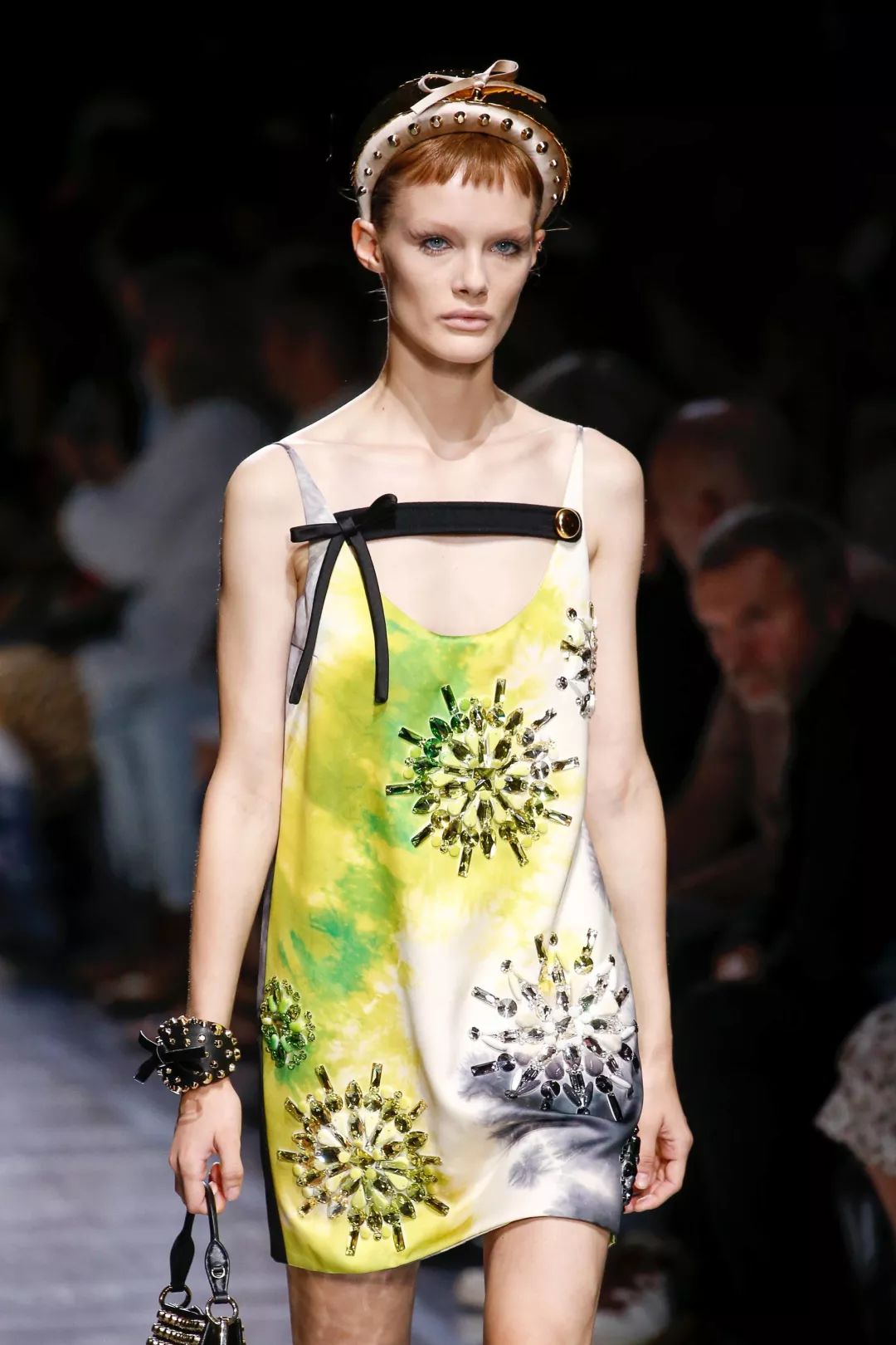 prada是什么牌子帽子,prada好看的帽子