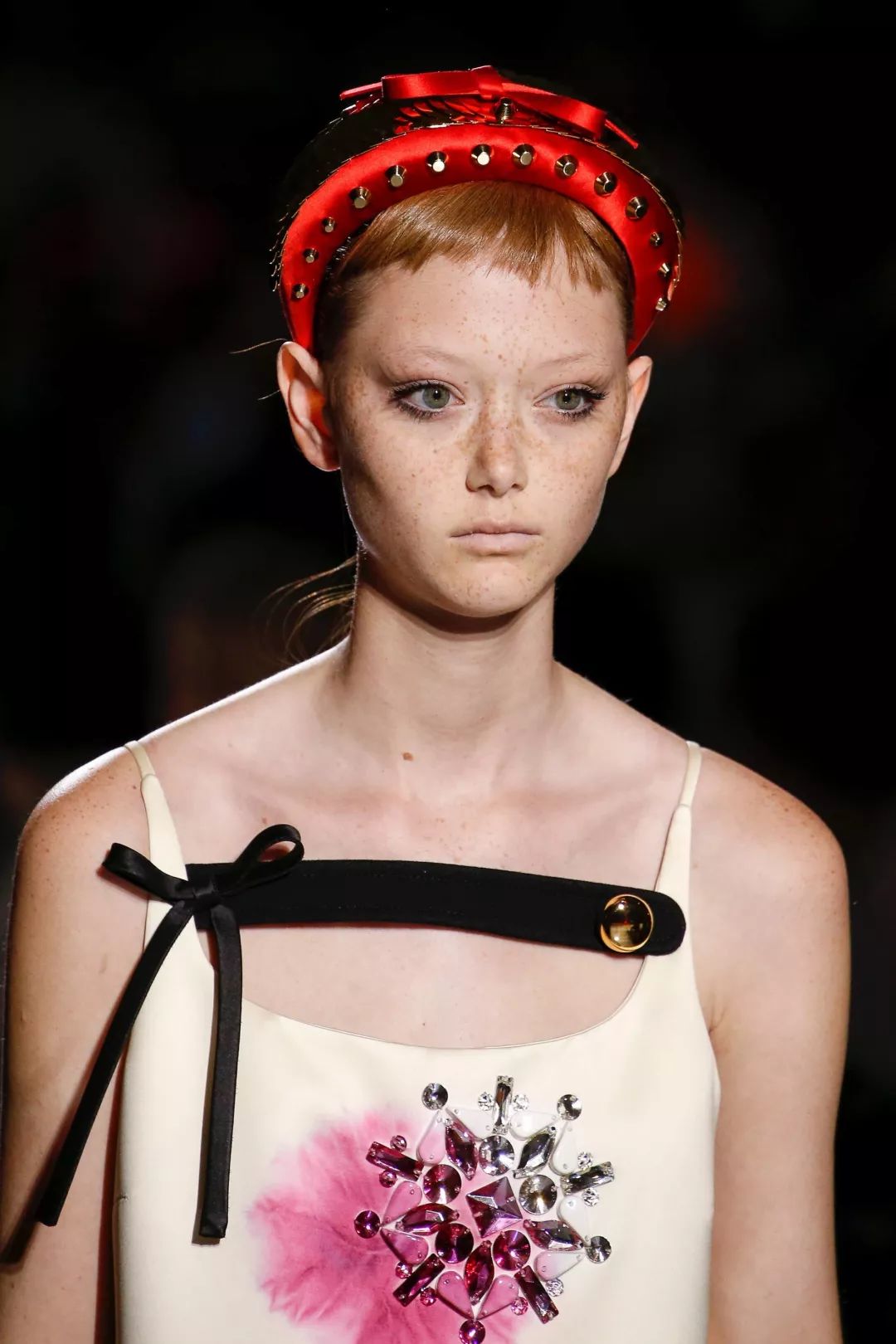 prada是什么牌子帽子,prada好看的帽子