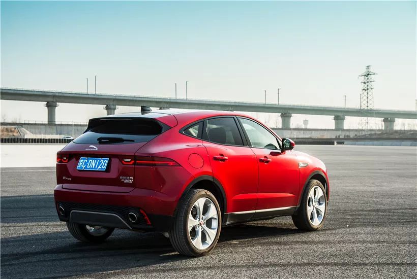 沉浸式体验2024款捷豹e-pace,捷豹e-pace是豪华入门级suv