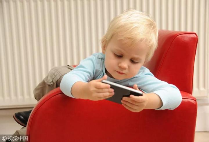 手机充电器充完电后要不要拔下来,充满手机电了充电器要不要拔掉呢