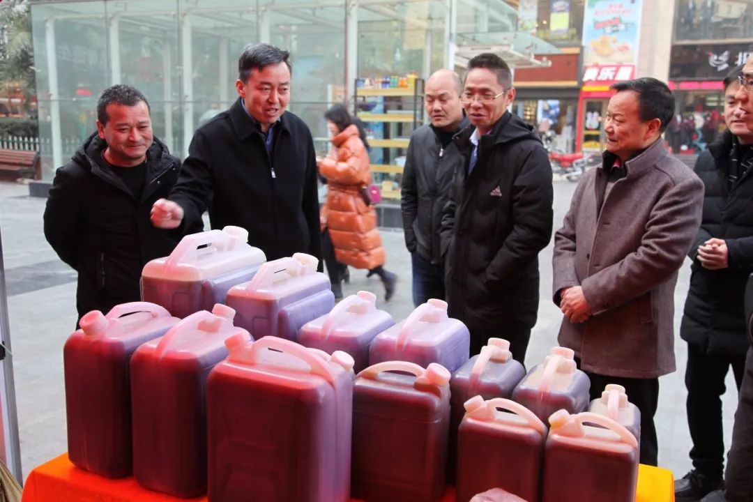 电商扶贫年货节,2022年崆峒区电商年货节隆重启动