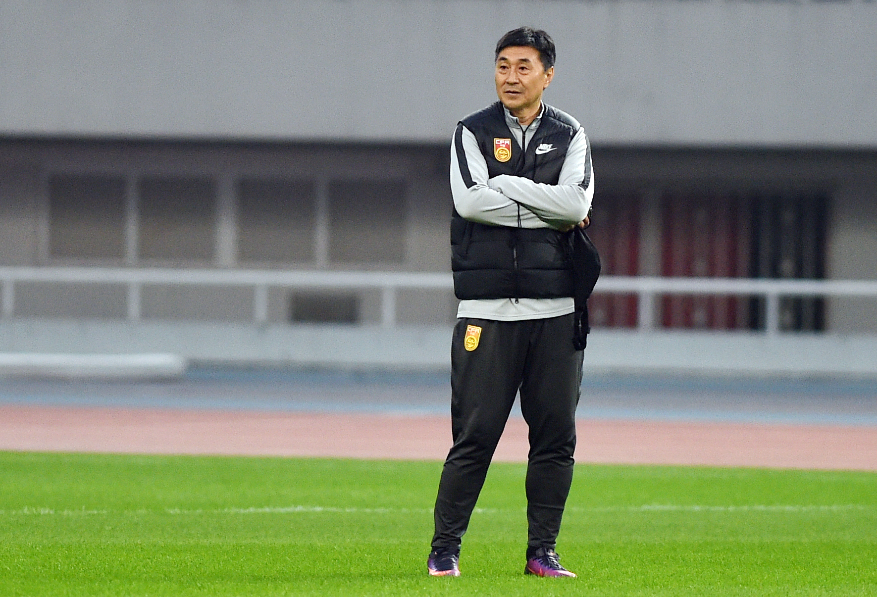 「视频」他乡再遇彼德洛维奇,关注申花20年听他再忆“追打裁判”往事