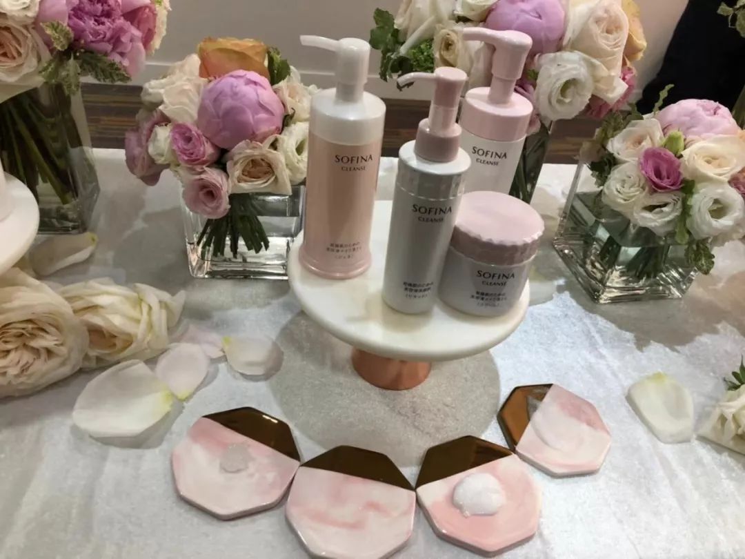 过年年货香港零食,春节去香港购物必买的商品清单