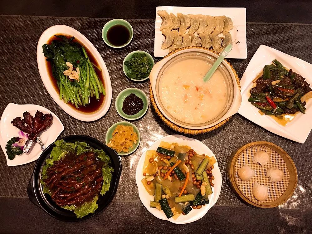 138元抢168元自助晚餐,88元3斤虾团购套餐