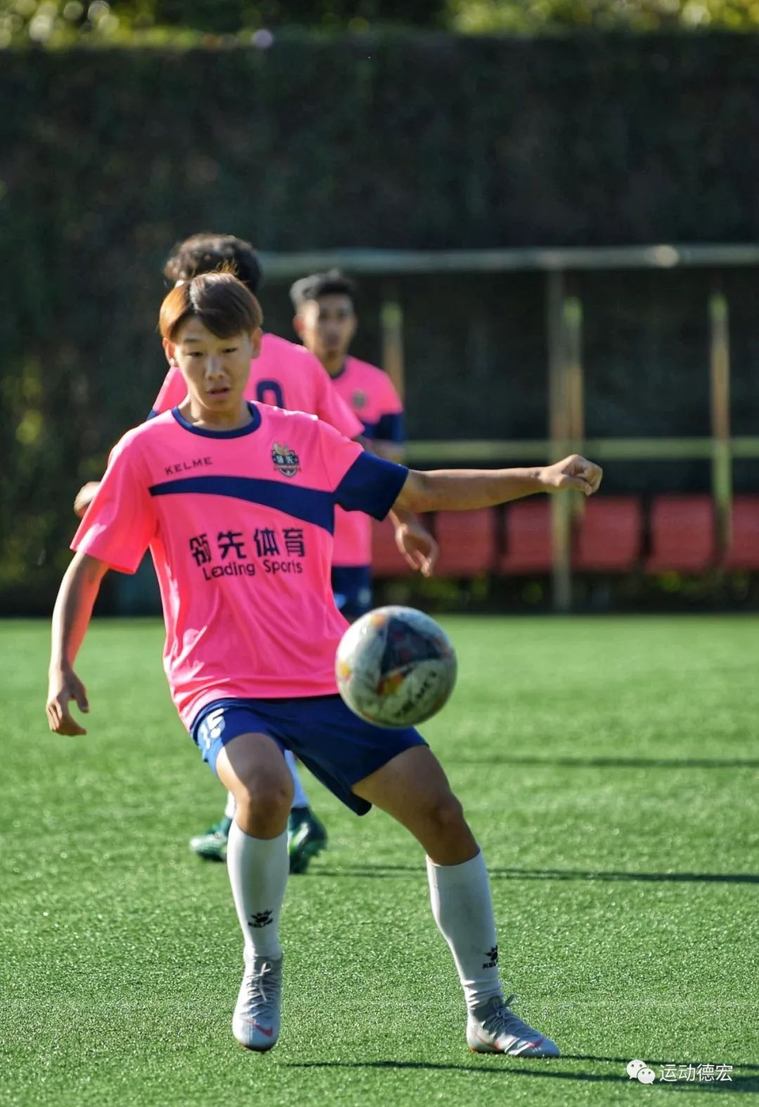 青少年足球联赛加油视频,足球赛进入半决赛给孩子们加油