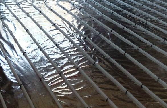 安装地暖一套大概多少钱？经过比对才知，家装地暖如此之贵