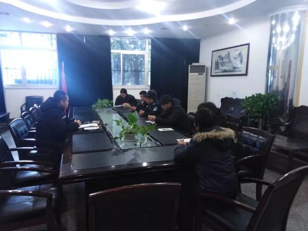 以干净整洁的环境迎接新春佳节,年度工作总结动员部署