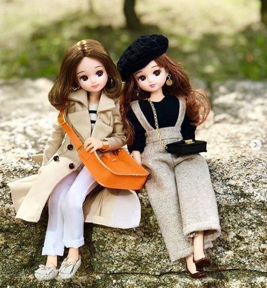 火爆ins的美妆娃娃穿搭日常，承认吧，你的衣服还没一个玩偶多！