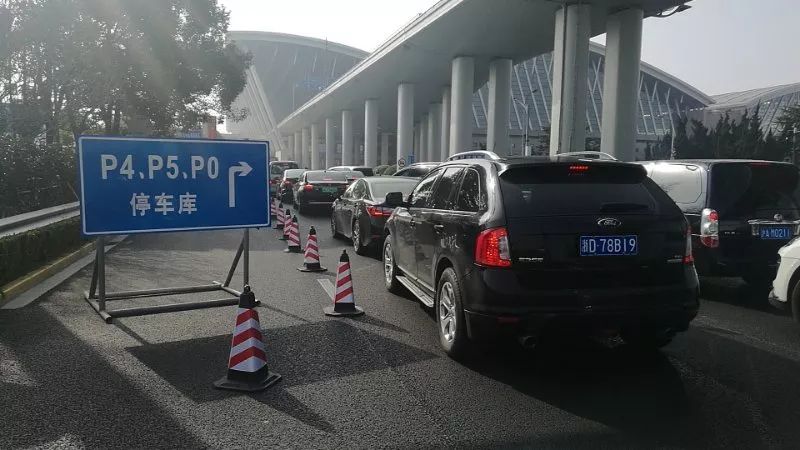 浦东国际机场停车指南,上海浦东机场免费停车攻略