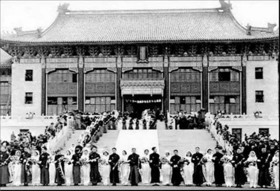 第六届全运会、飞机楼还有九世班禅,让上海江湾新市中心闻名天下