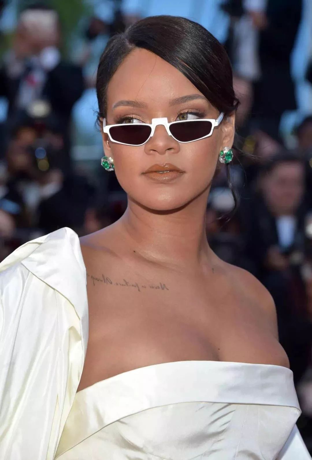 打响2021品牌第一战,用单品打造时尚感