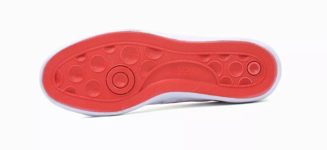 回力鞋子卖10块一双,几十块的回力鞋子是不是正品