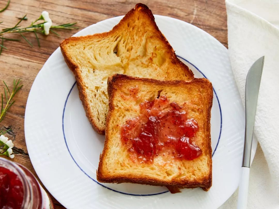 一条精选|日本热卖10万台、代购加价1倍，什么烤箱这么厉害？