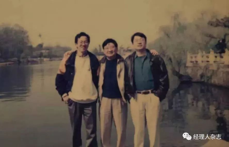 从巅峰到亏损,从巅峰到被迫破产清算