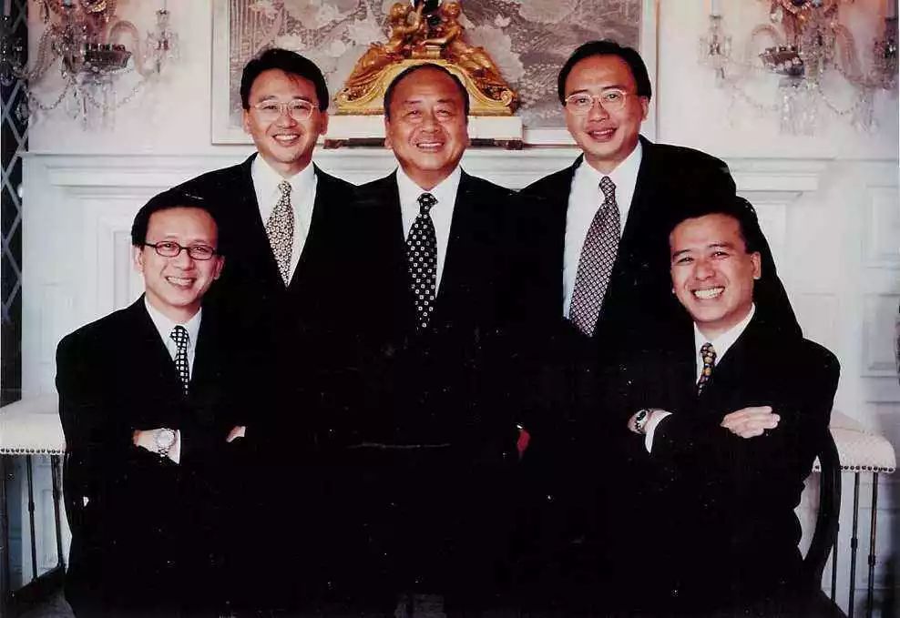 他是蚝油大王身家171亿美元，旗下无限极被曝多次卷入人命官司