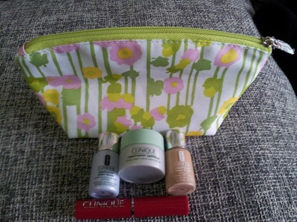 澳门购物用银联还是现金划算,澳门在哪里购物划算