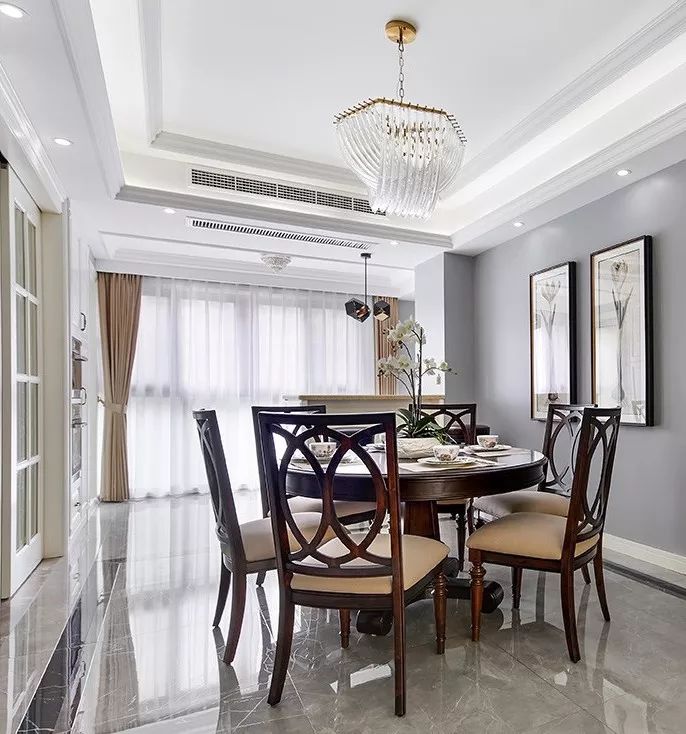 首发｜陈琴芳：轻奢有度