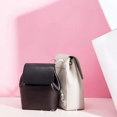 女人一般多少个包合适,女孩子需要几个包