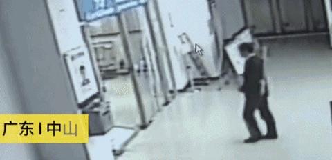 负荆请罪起因经过结果图片,负荆请罪里发生了什么