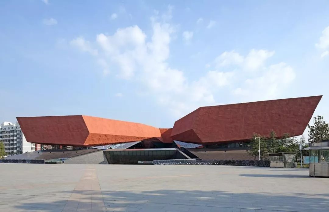 武汉地铁周边旅游景点,武汉五一出游景点推荐