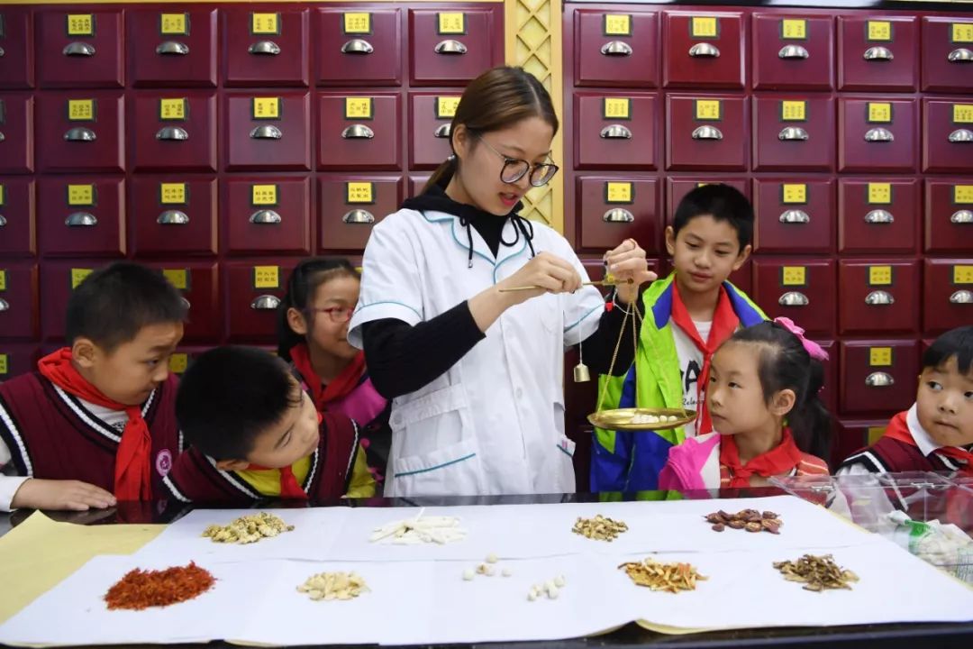 它比喝酒、抽烟更伤肝!长期这样做的话,肝就白养了