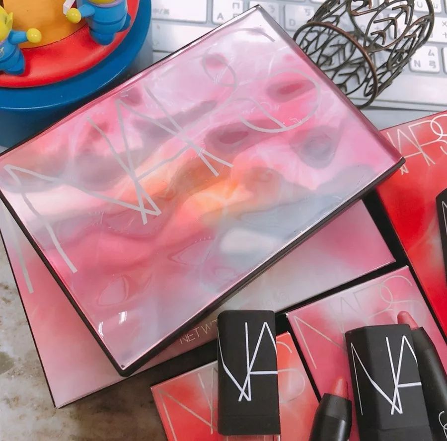 2019春装新品,春款上新简单大方时尚款