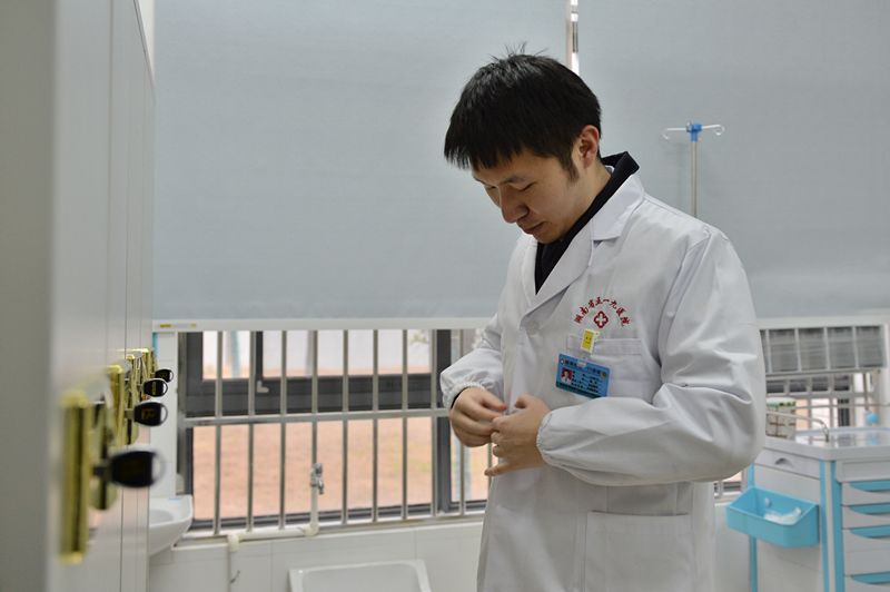 一名戒毒民警的感悟,戒毒民警不忘初心继续前进