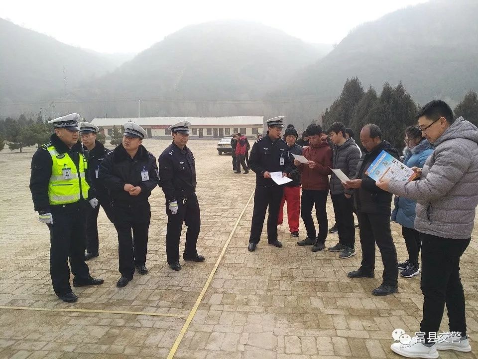 文明交通进驾校五个一宣传活动,文明交通进驾校宣传视频