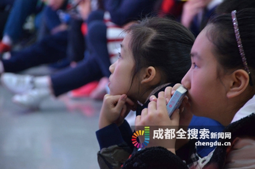 杨红樱儿童阅读,儿童作家杨红樱的作品